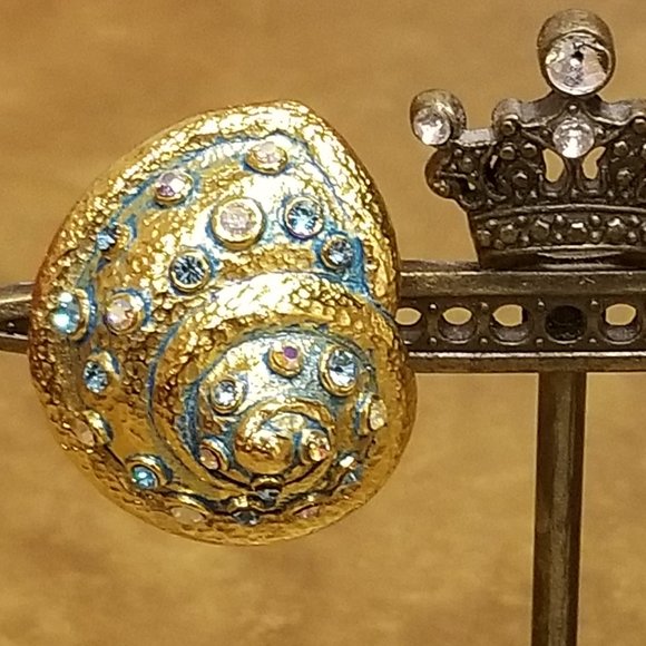 VINTAGE STATEMENT JOSE & MARIA BARRERA CRYSTAL SHELL BEACH CLUSTER GOLD EARRINGS - Picture 6 of 13